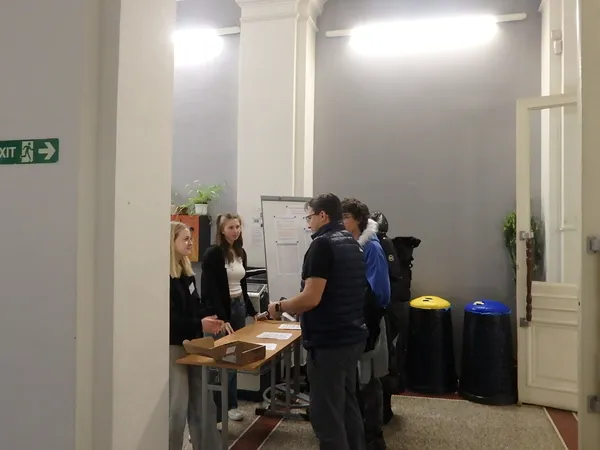 P1311114