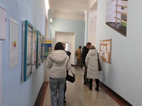 P1311036
