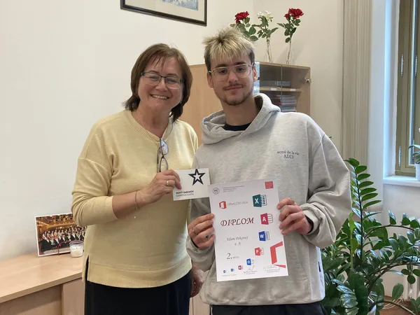 2024-04-17 Ofisák 24 - Předávání cen